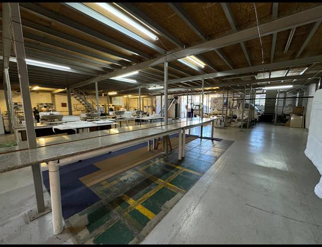 800M² WAREHOUSE SOLD IN ROBERTVILLE